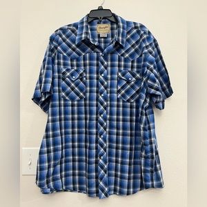 3/$10 Men’s Wrangler Button Down Shirt Blue Plaid Size XXL